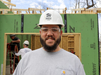 Meet Curtis, a Habitat Omaha volunteer!